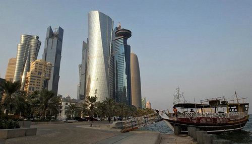 卡塔尔为什么会那么富有？卡塔尔总共有多少石油？