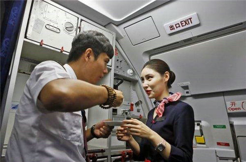 飞行员为什么都不找空姐结婚?飞行员和空姐之间真的很乱吗?