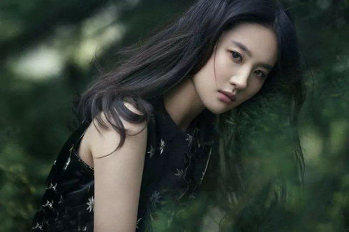 刘亦菲为什么要接拍南烟斋笔录?南烟斋笔录陆曼笙的真实身份是什么?