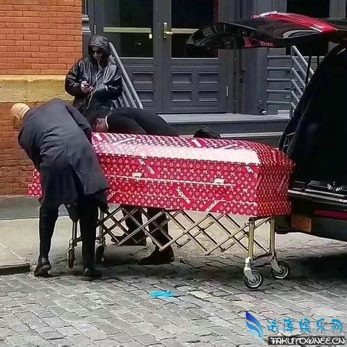 lv出棺材了吗?lv的东西为什么卖的那么贵?