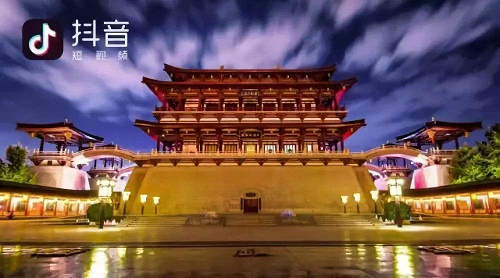 抖音发的视频为什么一直审核中 朋友也看不到