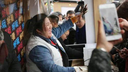 来了老弟腰子姐为什么看不到了 网红生命周期有多长