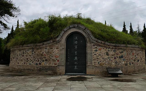 诸葛亮墓在哪里 诸葛亮真实的墓穴在什么位置
