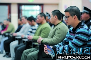 微信招嫖玩仙人跳,微信上的招嫖信息是真的吗?