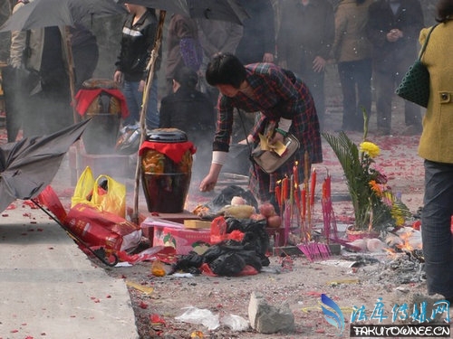 来例假能参加葬礼吗?古代人们怎么理解月经这件事?
