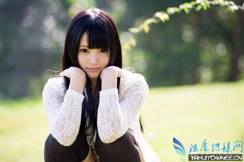 日本男人最想摸女性的部位出乎意料,男人摸女人的胸部是什么感觉?