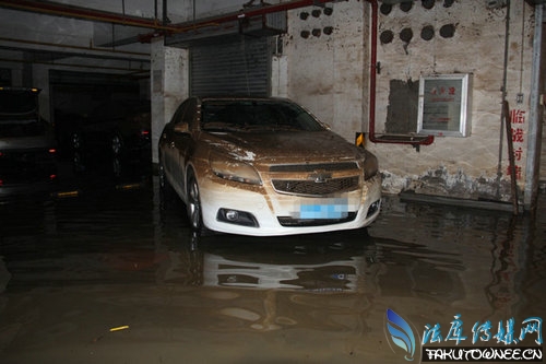 地下停车场车被淹了找谁赔?涉水险有没有必要买?